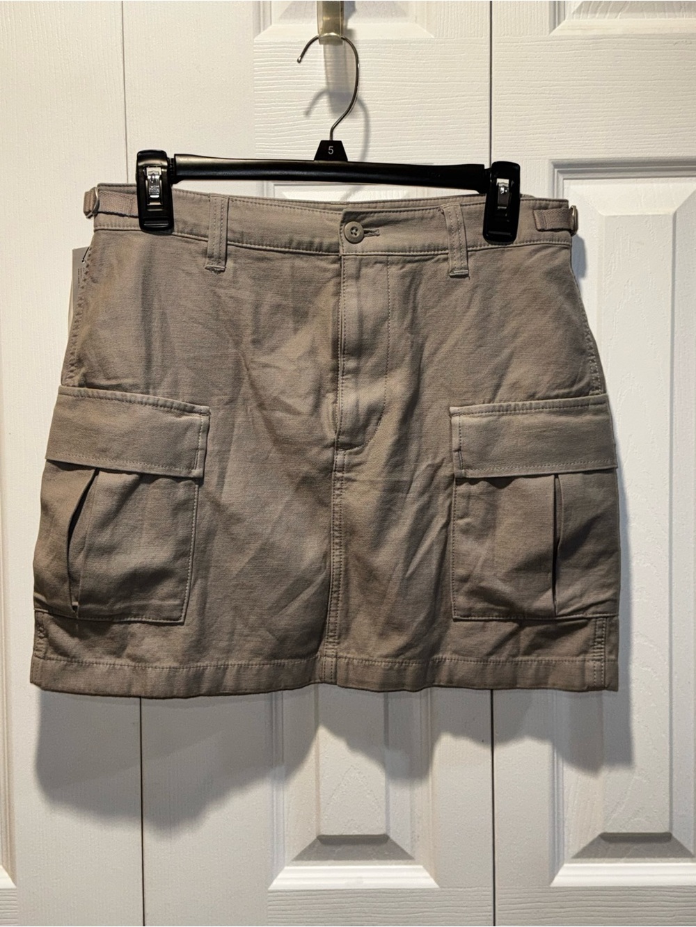 Aritzia Cargo Skirt in Taupe